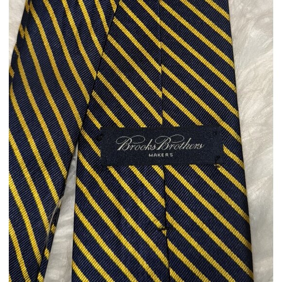 Brooks Brothers Makers Mens Silk Tie Striped Yellow Blue - Picture 4 of 5